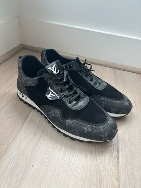 Louis Vuitton Men's Black Monogram Run Sneakers